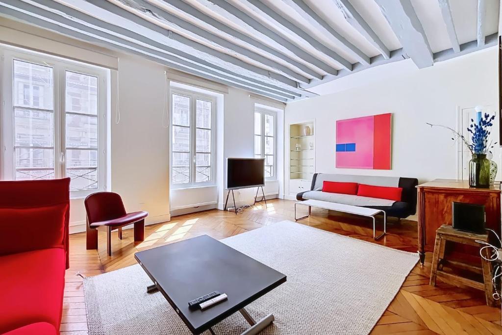 Beautiful apartment in the heart of the Marais