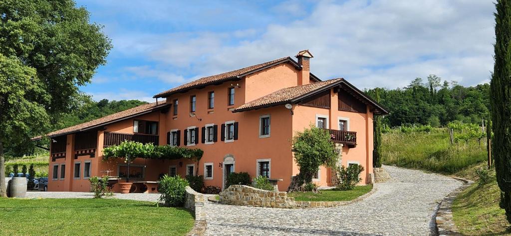 Casa Caccia