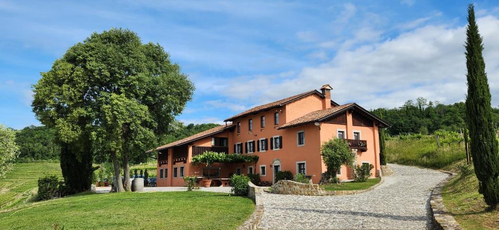 Casa Caccia