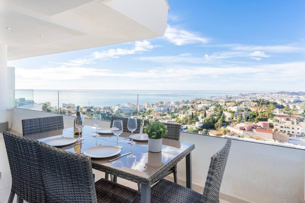 Apartamento luminoso de 2 hab – vistas al mar
