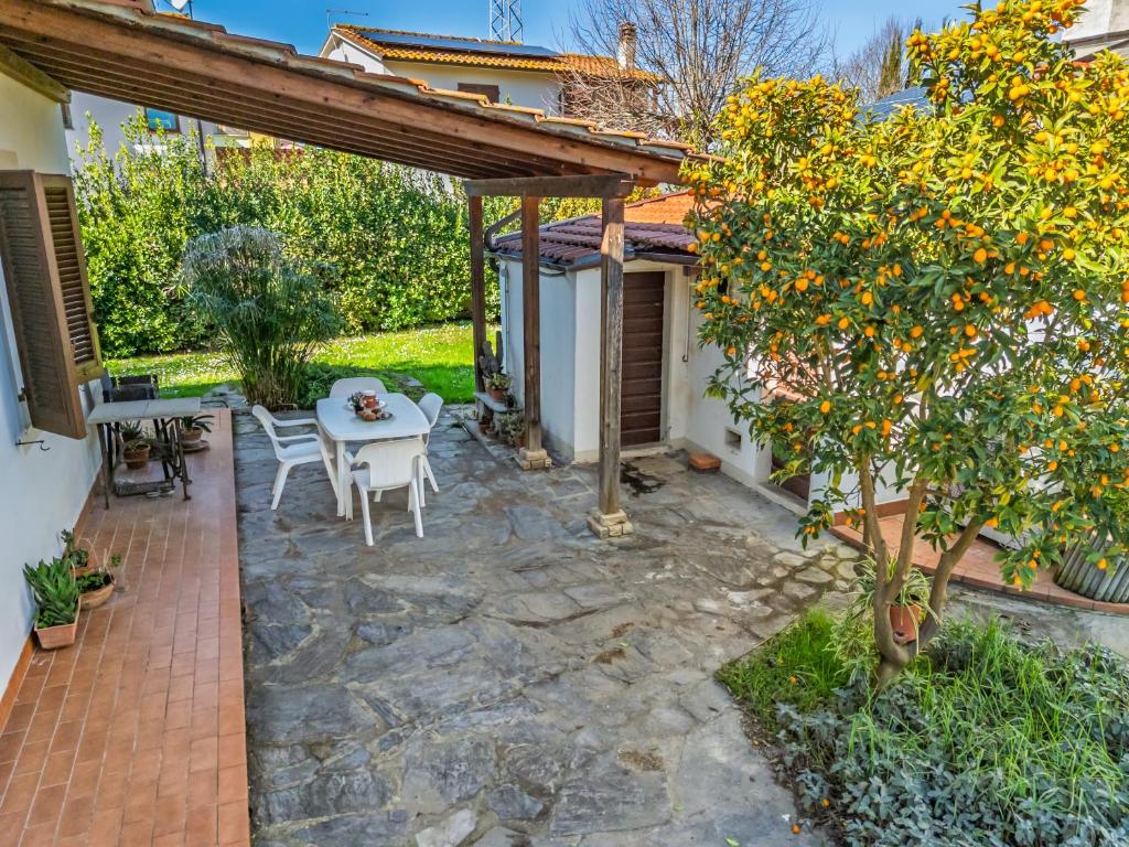 Hostly The Citrus Garden - Deluxe-Villa
