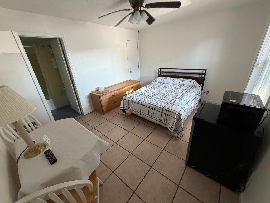 Sunrise Motel - 