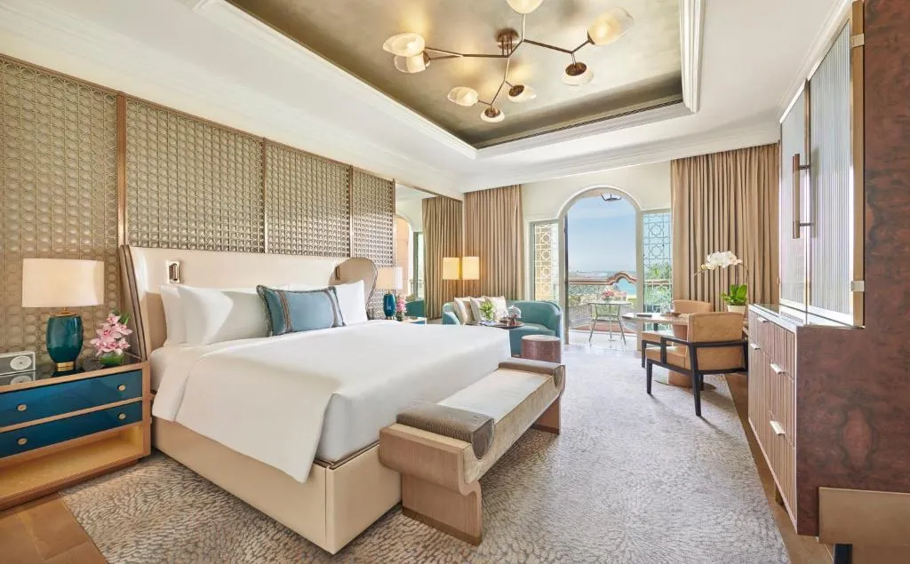 Deluxe Sea View King Room, Balcony