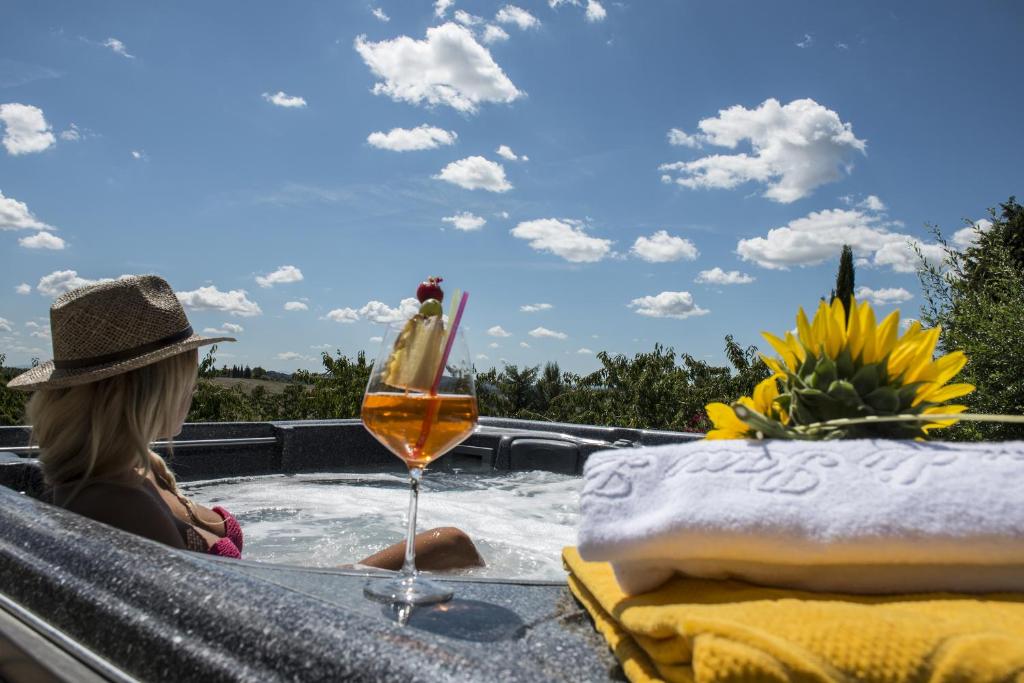 Nápoje v ubytování Hotel Belvedere Di San Leonino