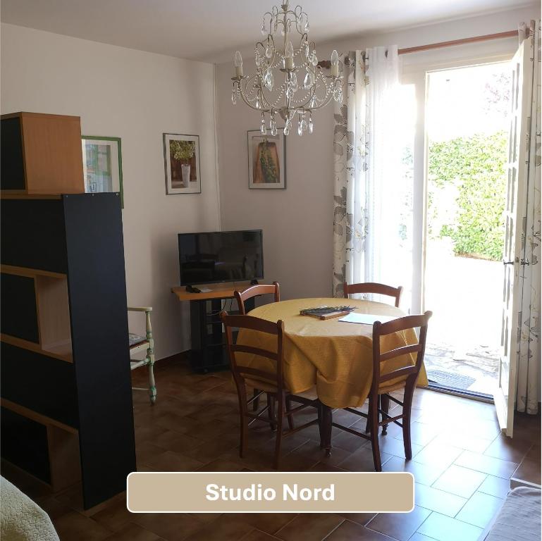 L'Arc en Ciel - One-Bedroom Apartment