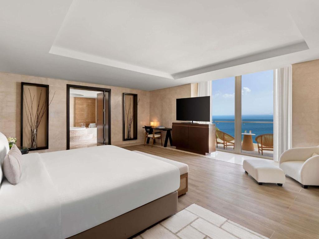 Rixos The Palm Hotel & Suites - Ultra All Inclusive - 