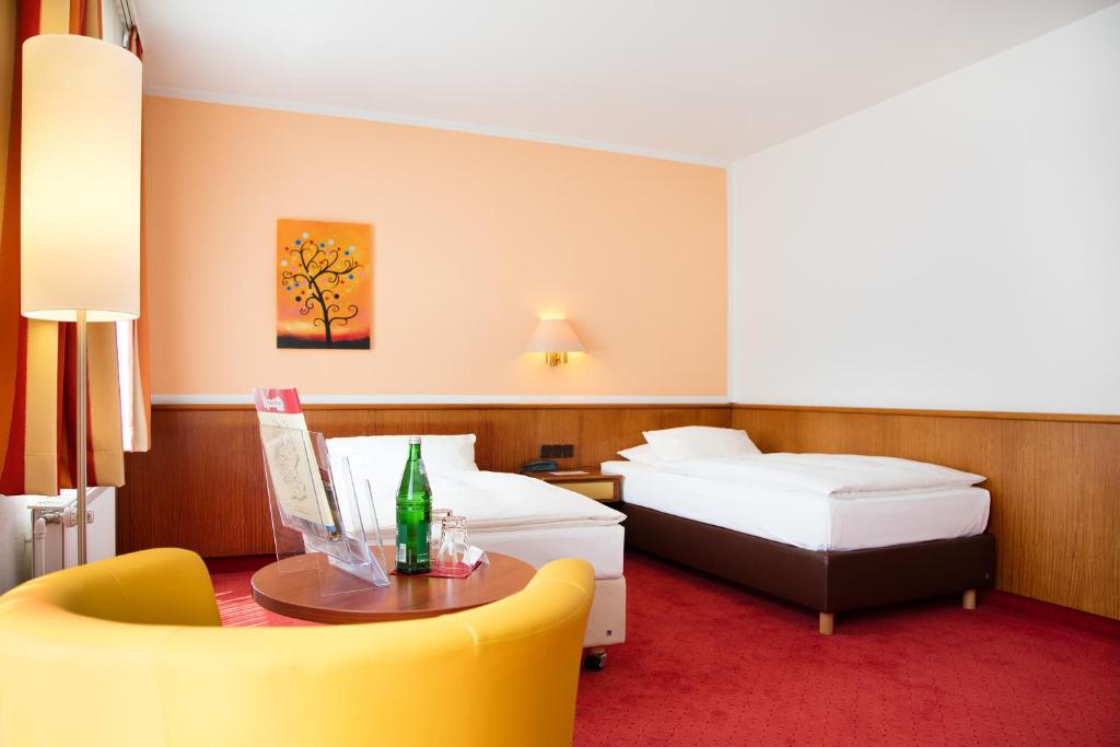 Montana Hotel Mönchengladbach - Twin Room