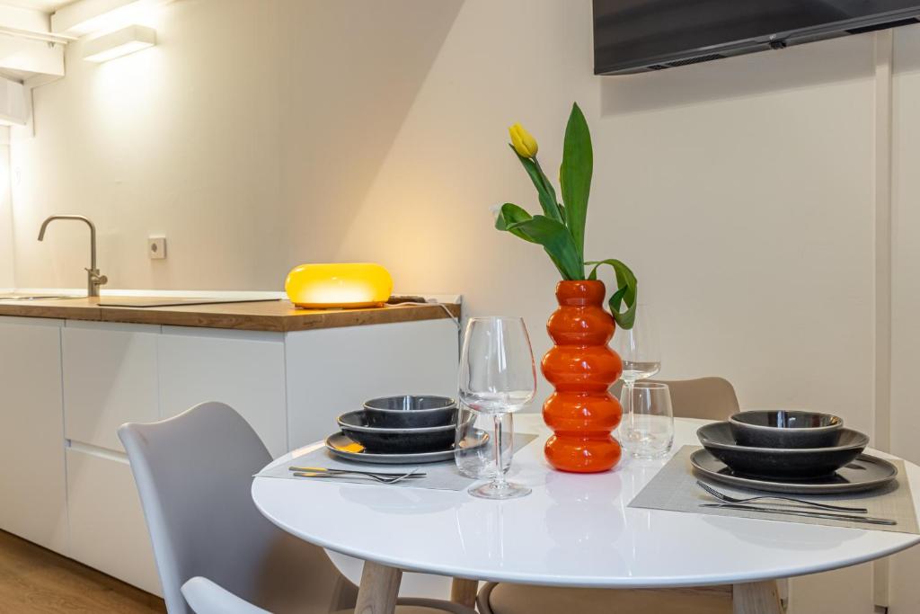 Cozy Apartment In Historical Building - Porta Venezia