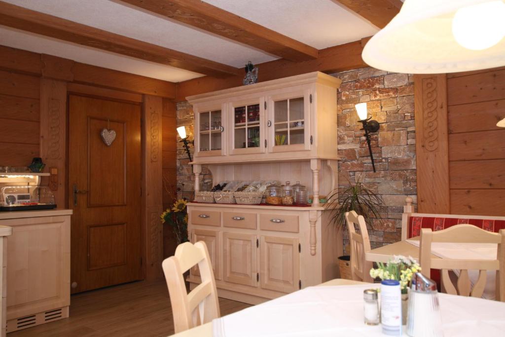 Kuchyň nebo kuchyňský kout v ubytování Haus Seebach