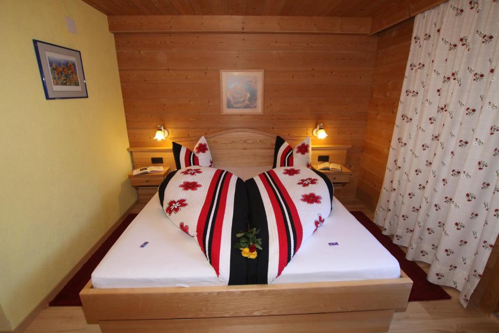 Postel nebo postele na pokoji v ubytování Haus Seebach