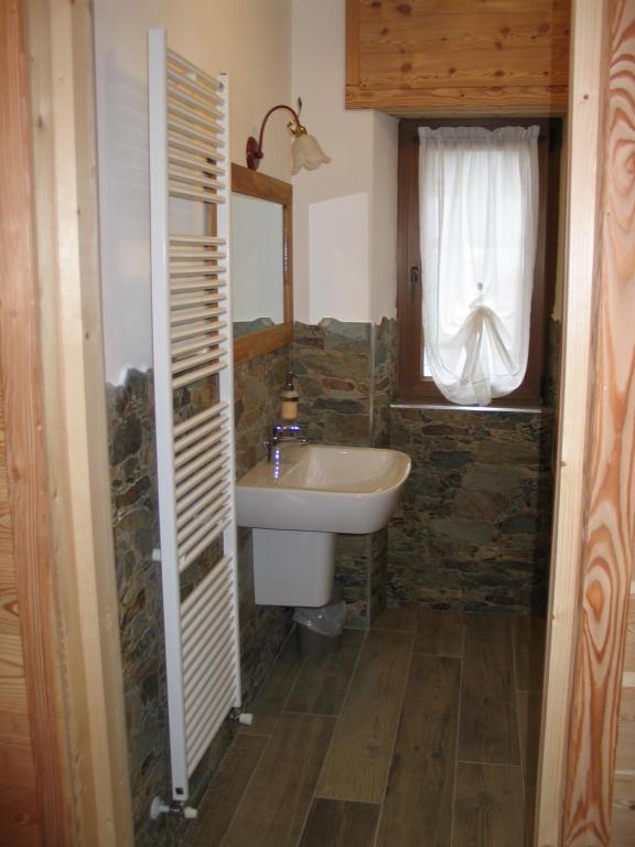 Bagno di B & B Le Riue