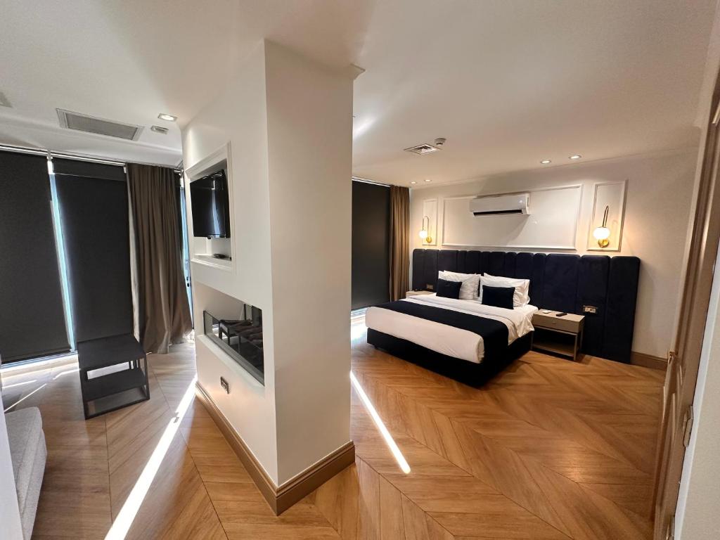 فضای داخلی Taksim Bosphorus Hotel در استانبول - تصویر ۳