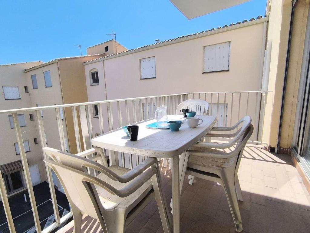 Studio cabine, parking - 4 pers., quartier Môle