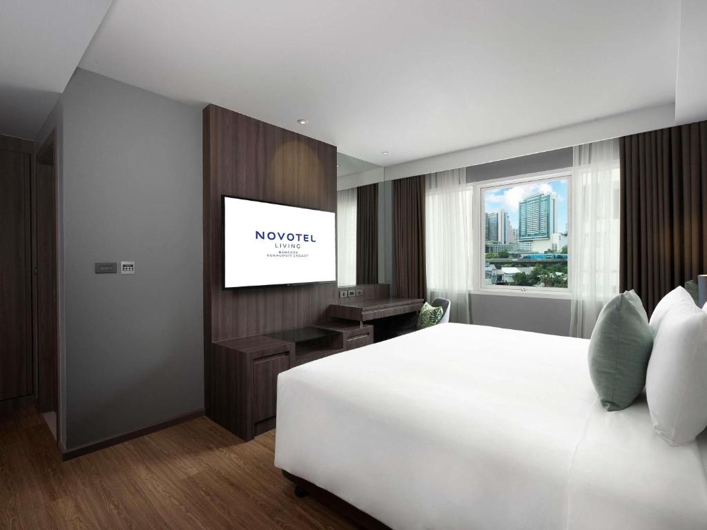 Novotel Living Bangkok Sukhumvit Legacy photo