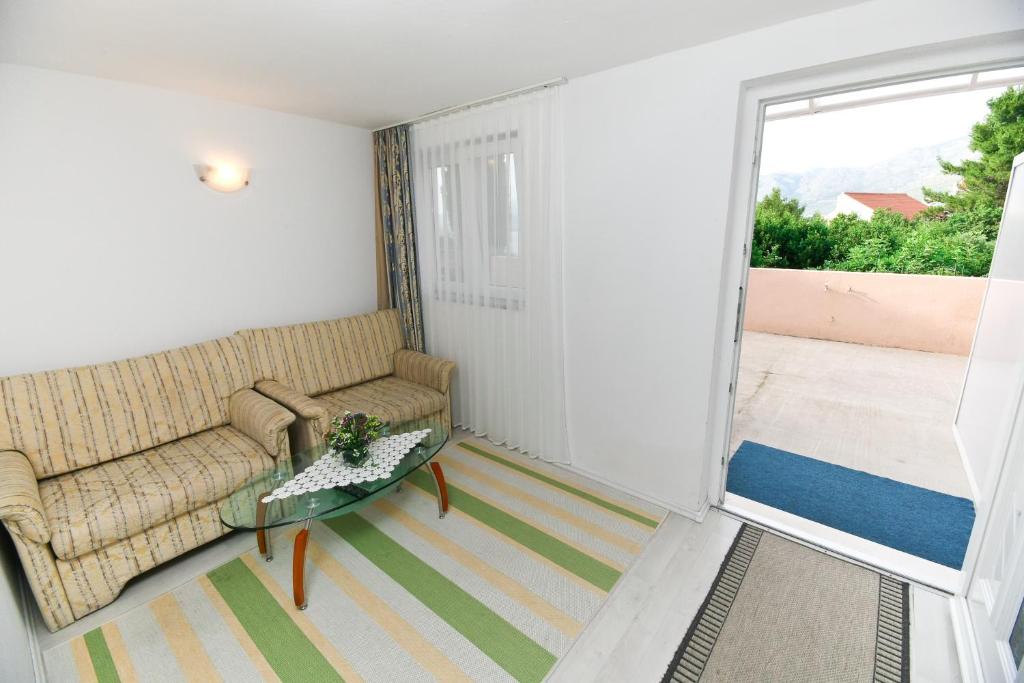 Apartments Villa Ana 1 - 12