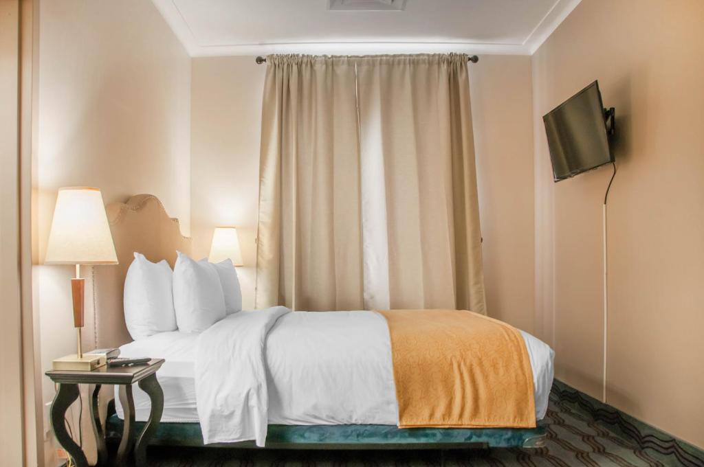 Empire Suites - Resim 36