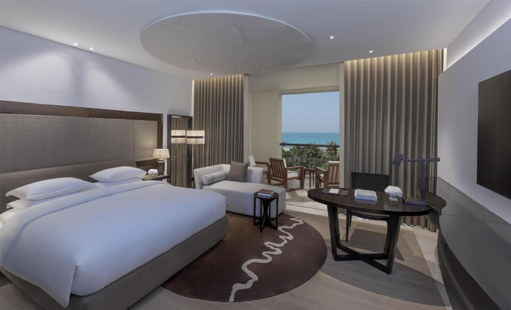 Park Hyatt Abu Dhabi Hotel and Villas photo 4