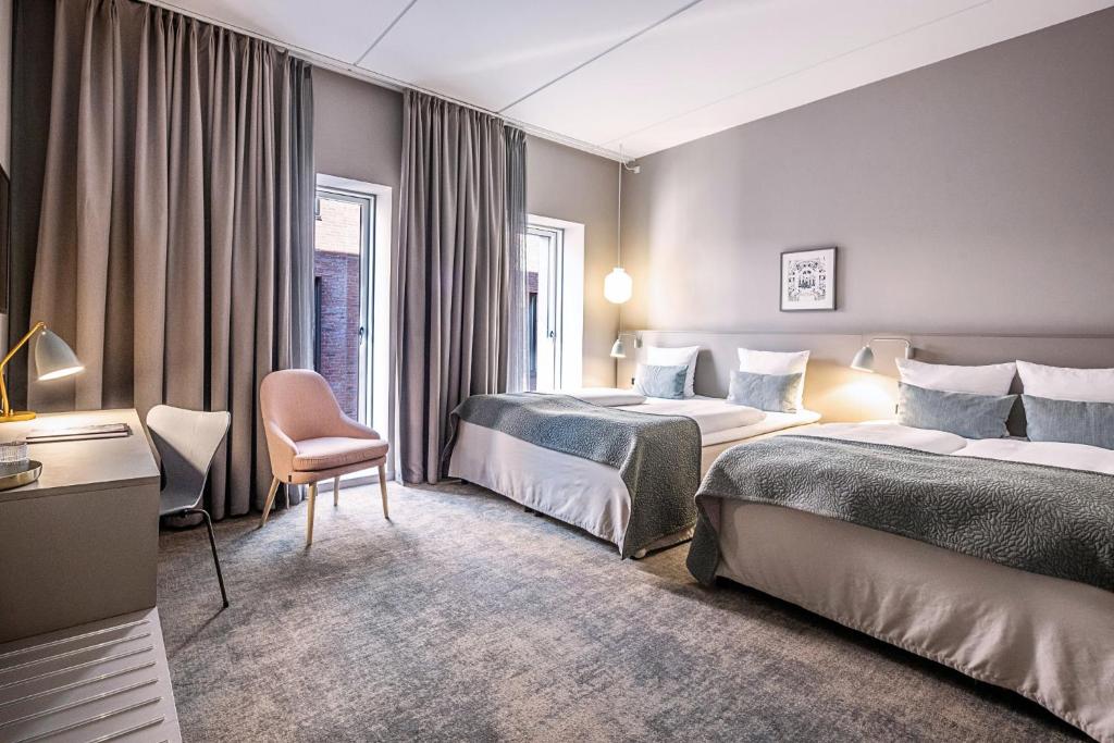 Hotel Odeon photo