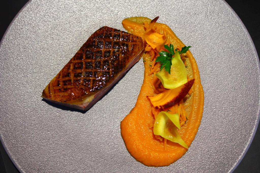 Spark by Hilton Lyon Park Saone - Resim 28