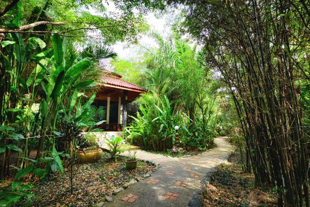 Hotel Khaosok and Spa - 13