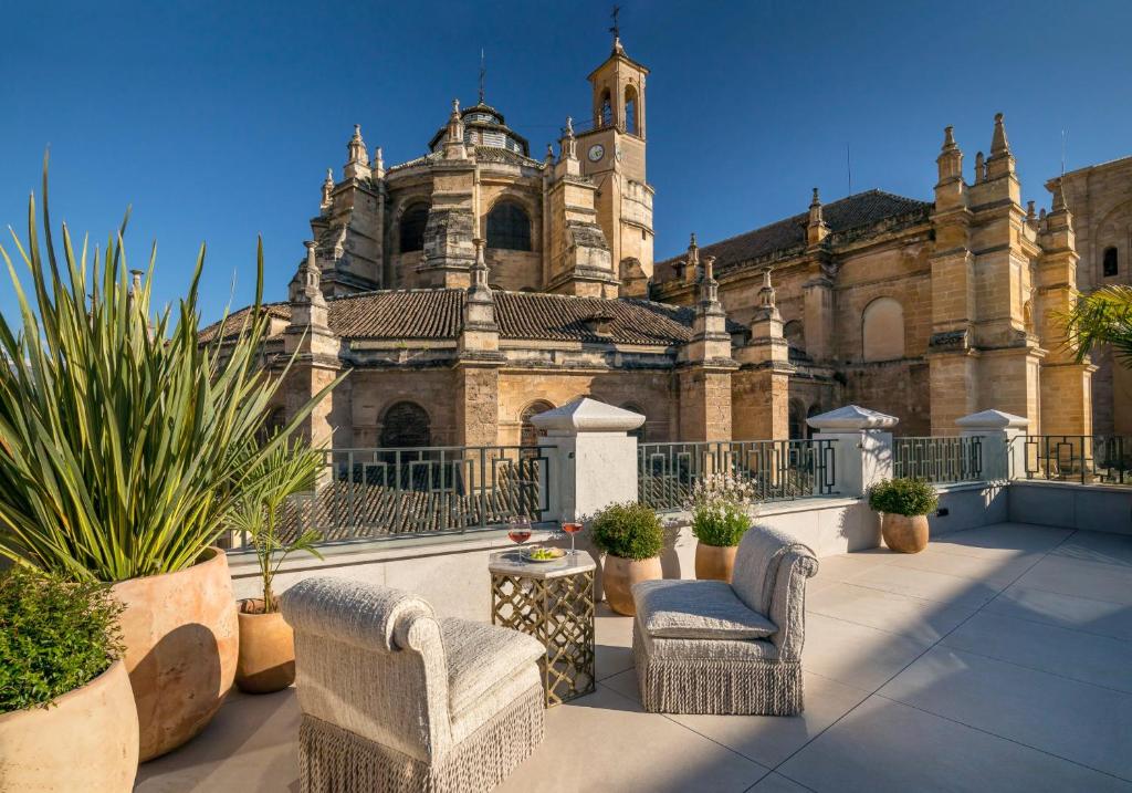 Gran Hotel Claridge Granada - Preferred Hotels & Resorts