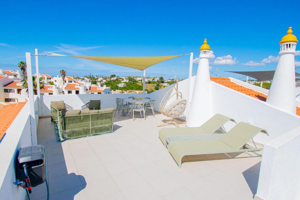 Casa Francesca, renovated townhouse walking distan