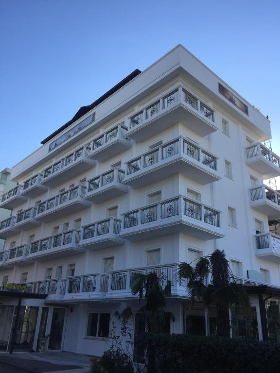 The building in which az apartmanhoteleket is located
