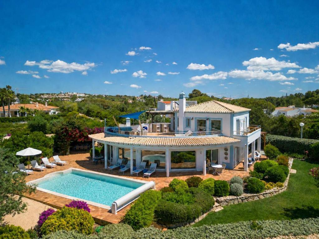 Casa Polgoda luxury villa with ocean views
