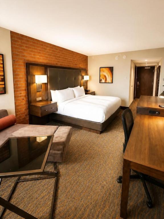 Sustainability certification Doubletree by Hilton Toronto Airport, ON - Koningskamer