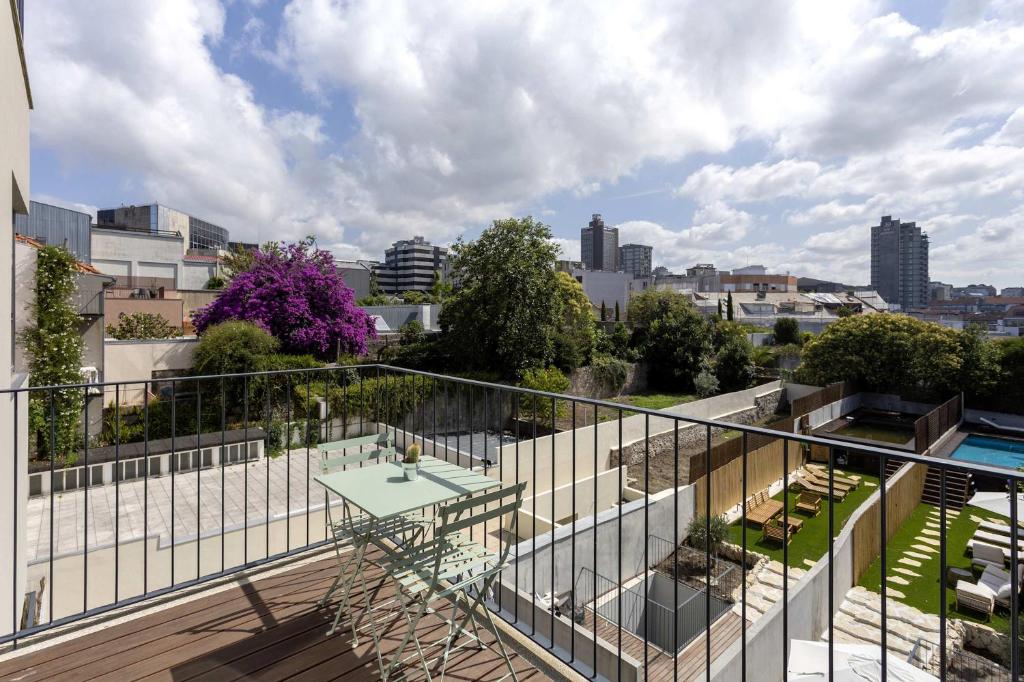 Lifestyle Design Apartment M by Liiiving