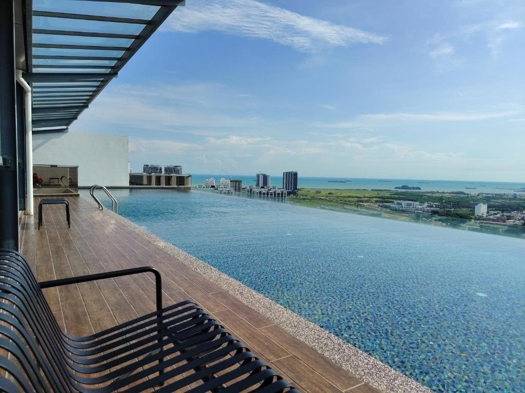 a swimming pool on the roof of a building at Malacca Infinity Pool Famosa Stadthuy max 6pax 2bedroom Jonker Homestay in Malacca