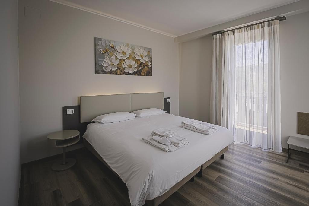 CuorNice - LG Estate - Habitación Doble Con Baño Privado