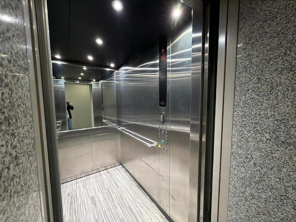 فضای داخلی ISR luxury در باکو - تصویر ۳