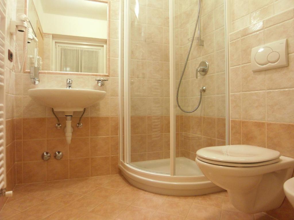 Koupelna v ubytování Hotel L'Ideale