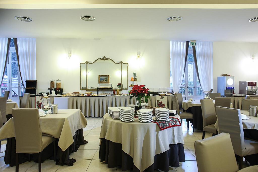 Grand Hotel Capodimonte - Resim 14