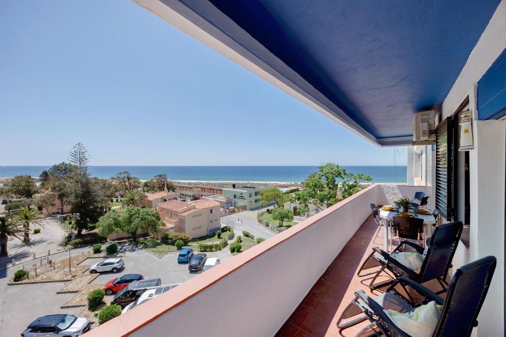 Alvor Beach - Only 50 Meters Away