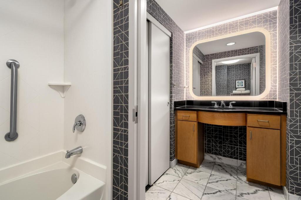Homewood Suites by Hilton Newtown - Langhorne, PA photo