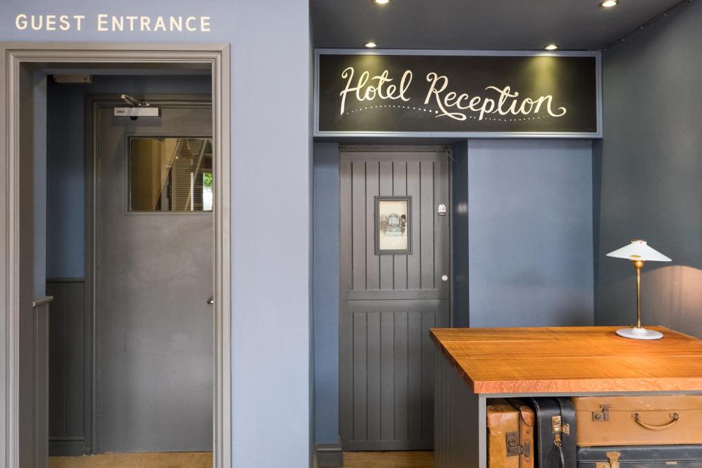 The Wellington - Resim 38