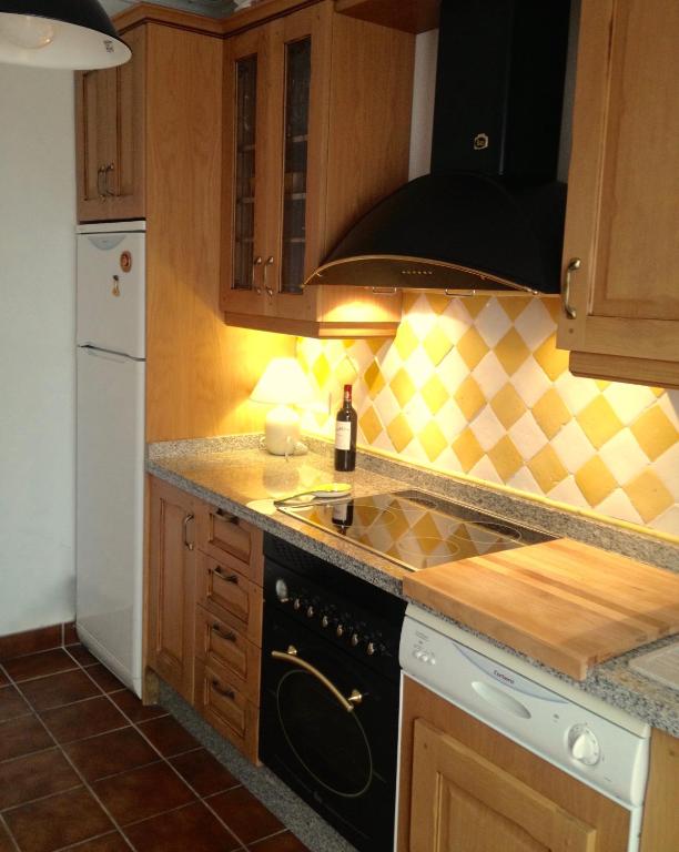 Una cocina o zona de cocina en Los Bancales