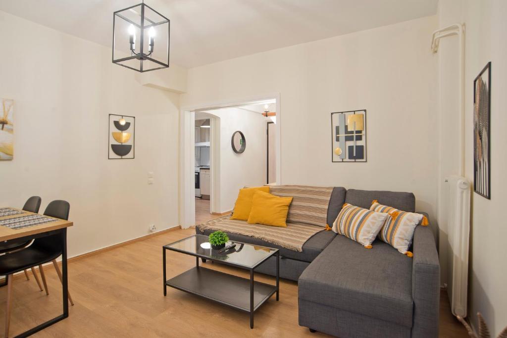 The Salty Stay 1BR Apartment