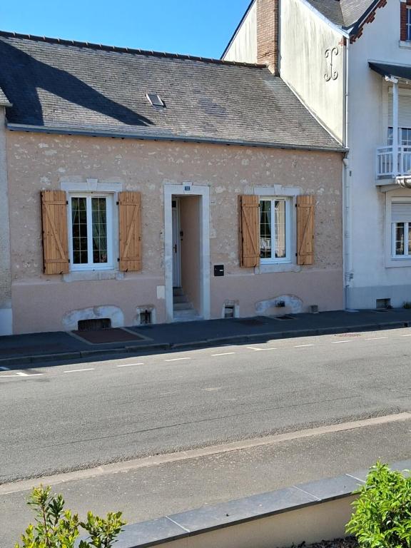 La Petite Maison de Noyen - Two-Bedroom House