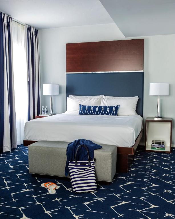 Albion Hotel - Junior Suite With Pool View