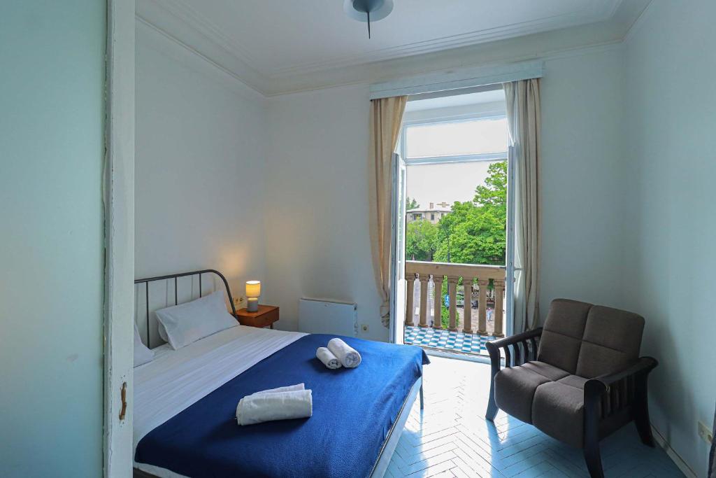 Lovely 1BR Apt next to Stamba Rooms در تفلیس