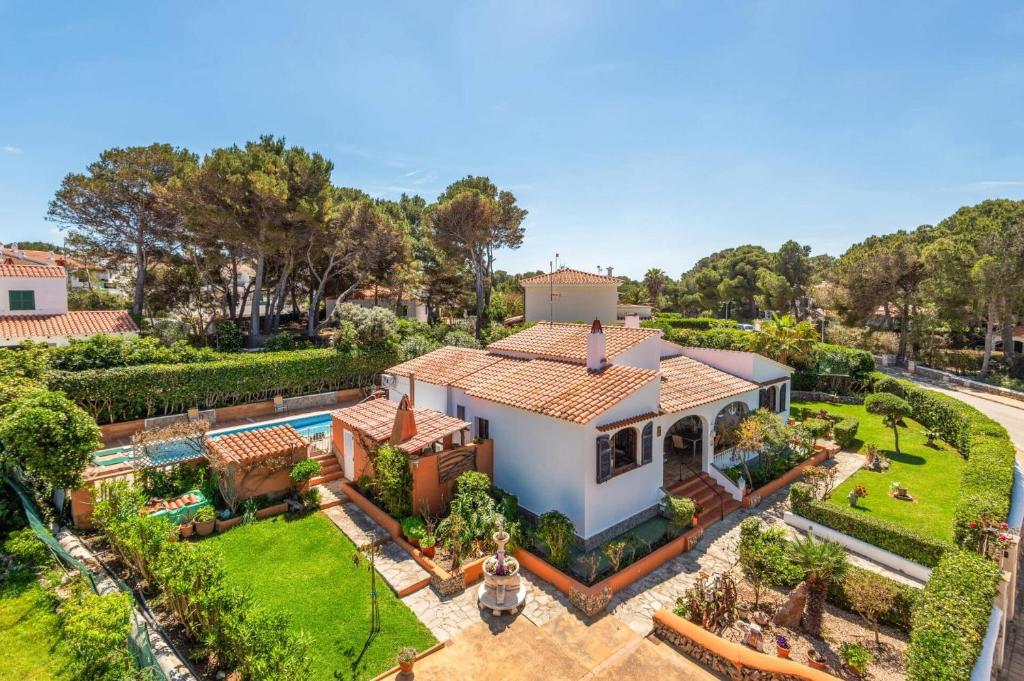 an aerial view of a house with a garden at Villa Tamyan by Villa Plus in Son Parc