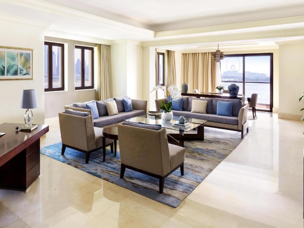 Fairmont The Palm - 
