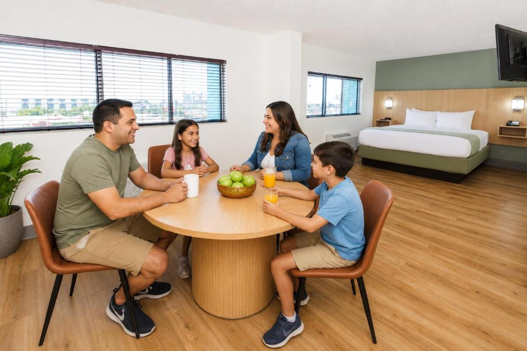 Coco Key Hotel & Water Park Resort - 