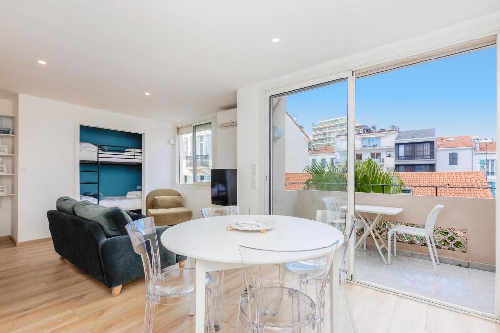 Upstays Cosy T2 with balcony 35m2