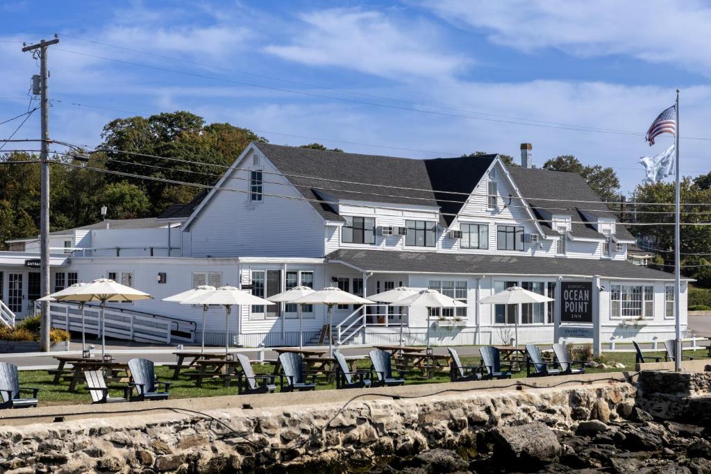 Bluebird Ocean Point Inn