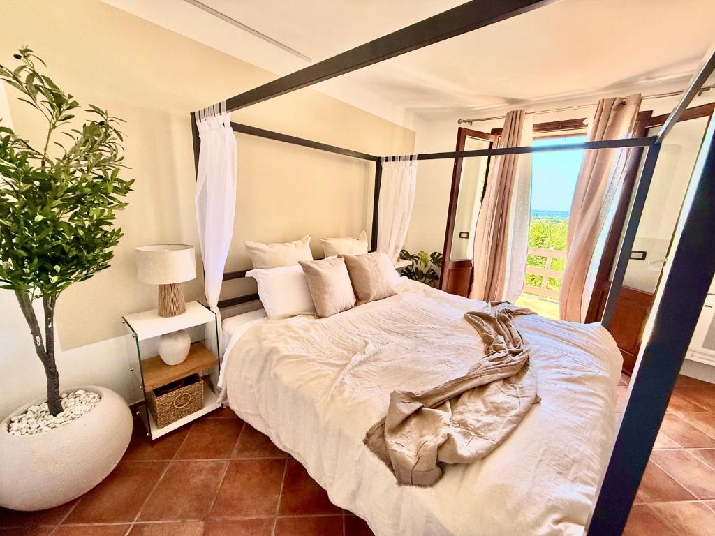 Villa Demirà - Boutique Rooms & Panoramic Pool