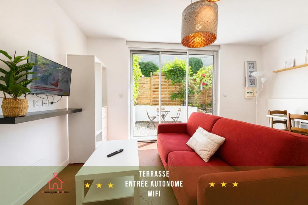 " Le nid " Terrasse - Wifi - Entrée autonome
